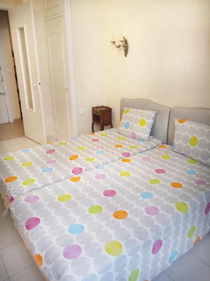 Nice Large 2Br Sunny 20 Meter Terrace Parking Beach Shops Exterior photo